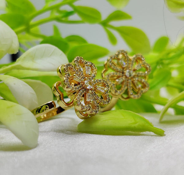 1 Piece Imported Dazzling Dual-Tone Floral Moveable Rings 🌟 | Luxurious Design Ring | Adjustable Ring | Ring For Girls &amp; Women ✨