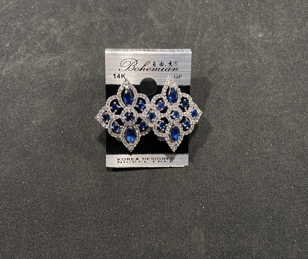 AR-ear-Blu-550-010