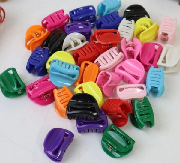 Pack of 12 Hair Catchers – Small Size (1 Inch) Multicolor Plastic Clips for Women &amp; Girls | Strong Grip &amp; Stylish Design (Random Color)