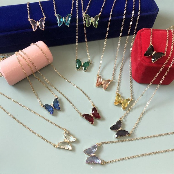 Crystal Butterfly Pendant Necklace for Women – Gold Chain Fashion Jewelry Gift (AWT-108)
